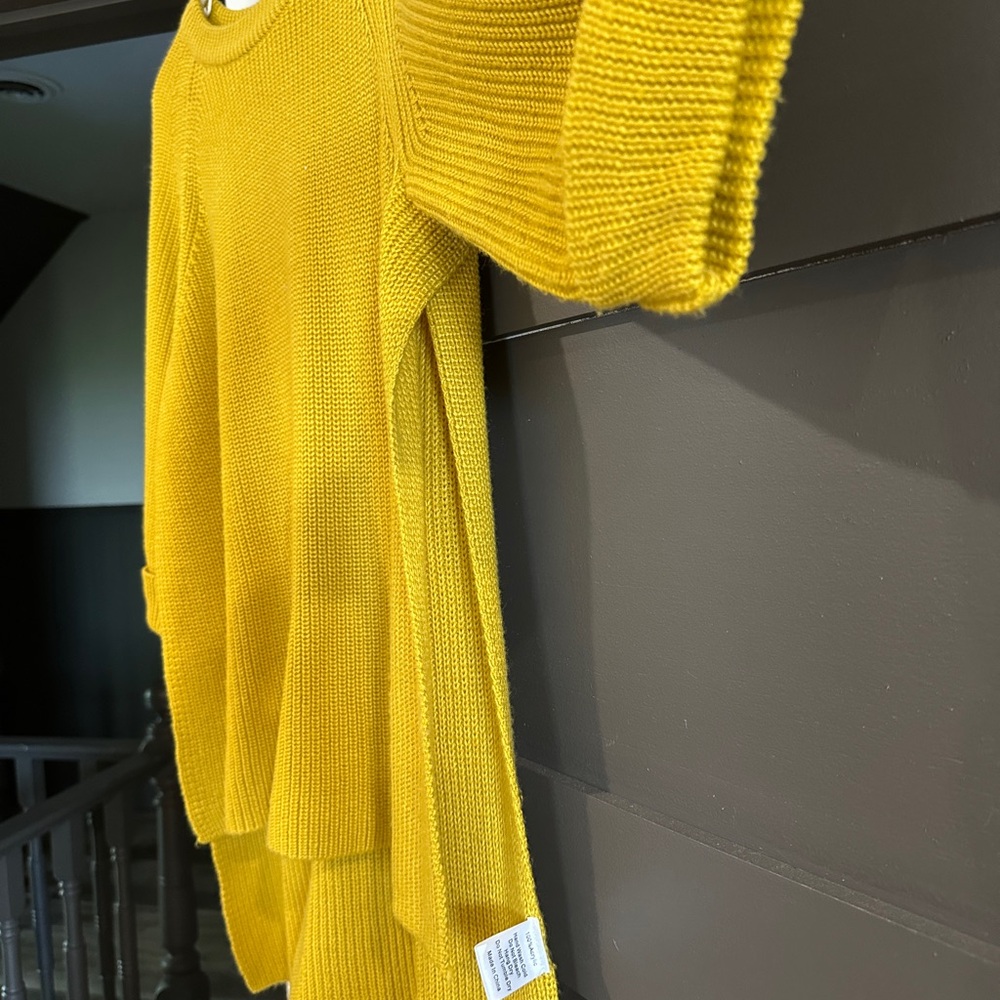 High-Low Side Slit Crewneck Sweater | All:Row | Yellow | Size: Medium - Picture 2 of 4